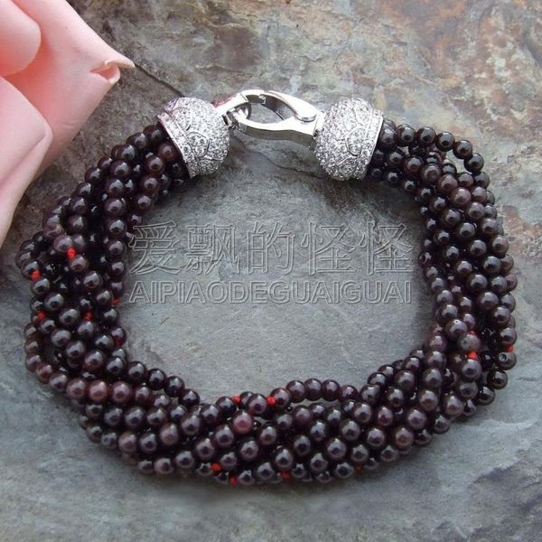 

beaded, strands women's 8'' 8 round garnet bracelet, Black