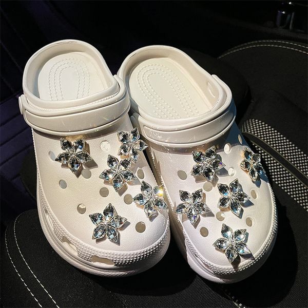 

sakura diamond charms girl fit croc accessories wristbands toy backpack cute gifts pvc x-mas slipper shoe buckle party, Bronze;silver