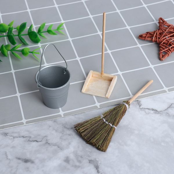 

3pcs 112 doll house miniature broom dustpan/mop bucket set dollhouse cleaning tool kits classic toys pretend play furniture toy