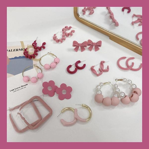 

hoop & huggie aomu korean vintage pink acrylic flower bow c-shaped earrings cute irregular geometric folds for women jewelry, Golden;silver