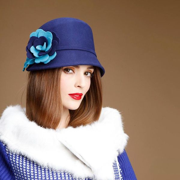 

stingy brim hats 2021 autumn and winter women's equestrian cap english 100% wool hat lady elegant flower fedora chic beret, Blue;gray
