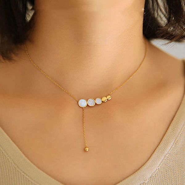 

designer necklace 2021 18k gold plated stainless steel tarnish tassel circle plate mother of pearl beans pendant for women, Silver