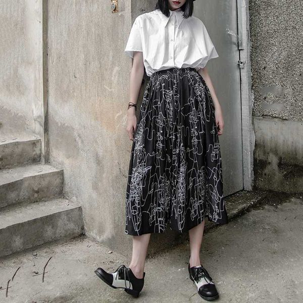 

[eam] high elastic waist black pattern printed temperament half-body skirt women fashion tide new spring summer 1x628