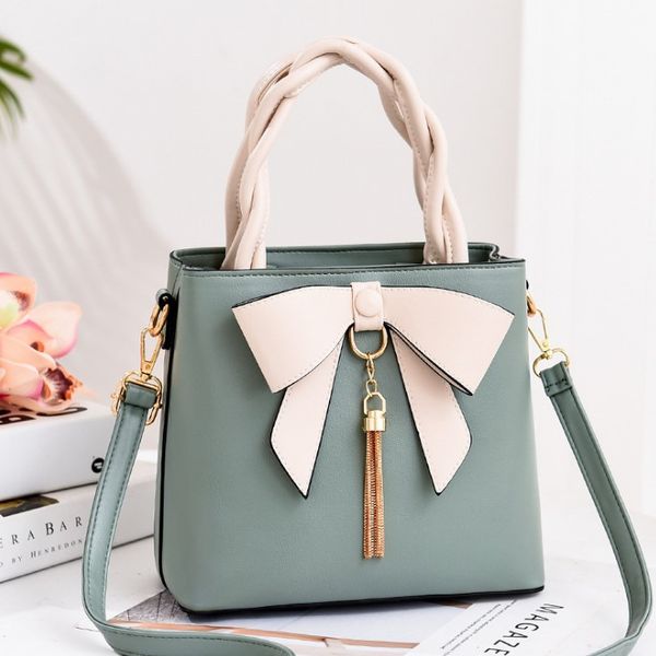 

2021 fall/winter fashion women's bag one shoulder crossbody luxury handbag