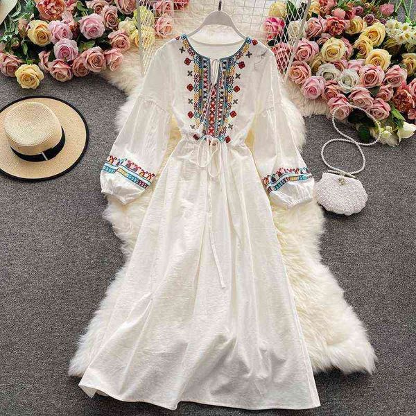 Leinenkleid Frau Stickerei Langarm Kleid Elegante ethnische Boho weiße Kleidung Herbst Winter Kleider für Frauen Party 2021 rot Y1204