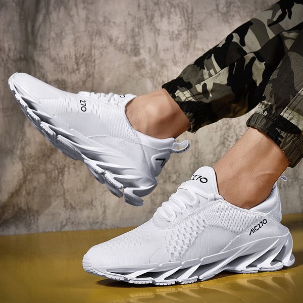 

2021 new summer men sneakers non-slip outdoor fashion men sports shoes youth lace-up men walking shoes