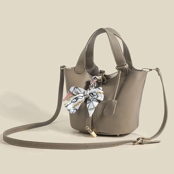 

2021 korean fashion food basket bucket bag versatile litchi pattern handbag simple texture handbag