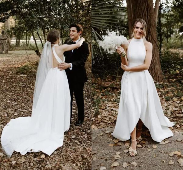 2022 Abiti da sposa country Abito da sposa Una linea Collo alto Alto basso Raso senza maniche Sweep Train Custom Made Sexy Backless Plus Size vestido de novia