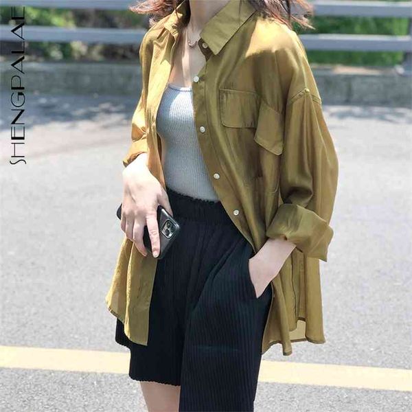 

minimalist pocket yellow sunscreen blouse women's summer laple large size single breasted long sleeve shirt 210427, White