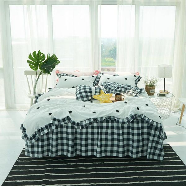 

bedding sets 4pcs whole cotton towel embroidery princess style  king size duvet cover set bed pillowcase skirt