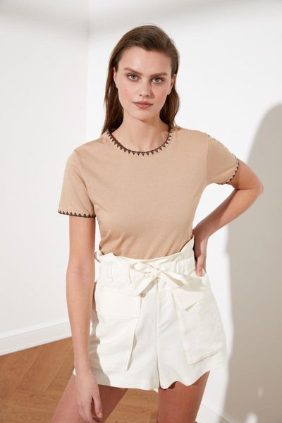 

women's t-shirt trendyol white colar embroidered basic knitted twoss19ad0085