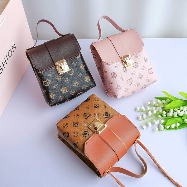 

guangzhou women's 2021 new fashion single shoulder messenger women's mobile phone change bag