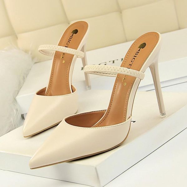 

european american style retro simple sandals fine heel high heels shallow mouth pointed hollow female slippers, Black