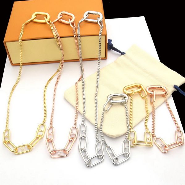 

europe america fashion jewelry sets men lady womens gold/silver-color metal engraved v initials mini signature chain necklace bracelet m0032