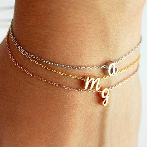 Edelstahl 26 Alphabet Anfangsbuchstaben Armbänder Armreifen für Frauen Rose Gold Silber Farbe Paar Kette Brief Charme Schmuck Q0719