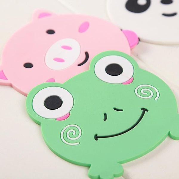 Mats Pads Cute Silicone Tavolo da pranzo Tovaglietta Accessori per la cucina Mat Cup Bar Mug Cartoon Animal Rana e maiale Forniture per bevande