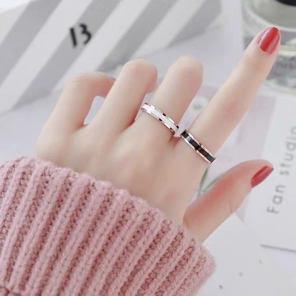 

fashion personality black and white gutta percha cold wind index finger ring