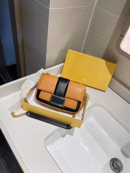 

2021 chain bag for women with one-shoulder ins soft leather square