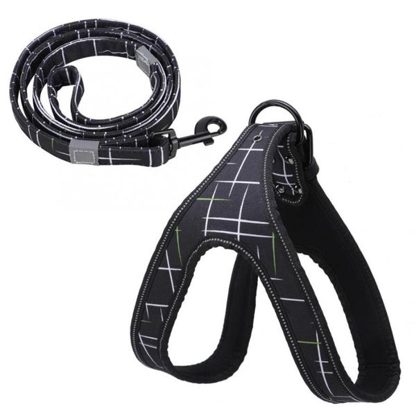 

pet dog leash set comfortable lining reflective covered edge explosion-proof rushed harness traction pulling collars & leashes