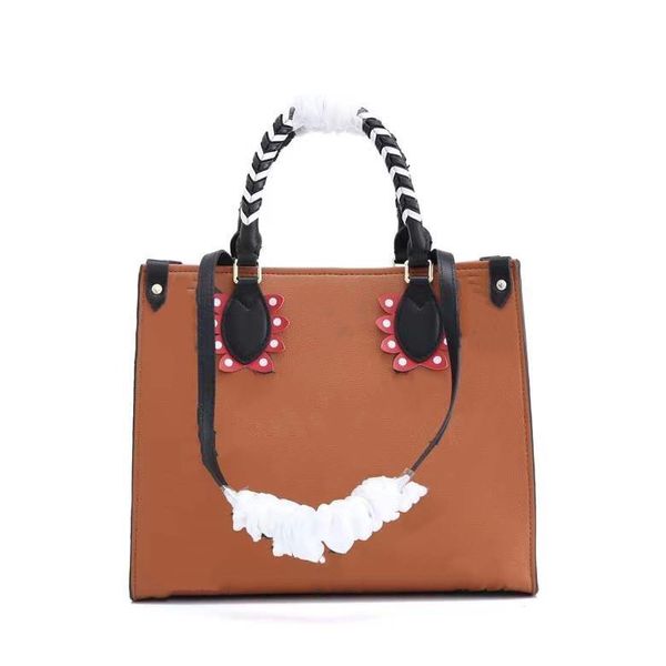 

single shoulder bag 2021 qiu dong the european and american fashion women luxury goods plain artwork
