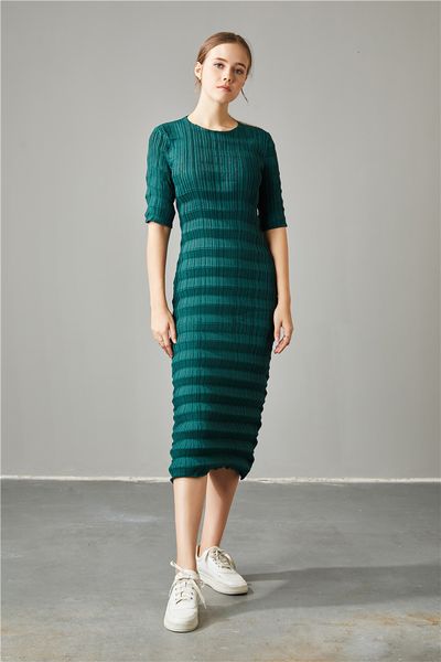 

dress miyake fold half sleeve solid color o-neck, Black;gray