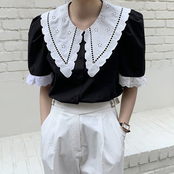 

women's t-shirt retro age reduction doll collar hollow hook flower contrast color stitching loose single-breasted short-sleeved sh, White