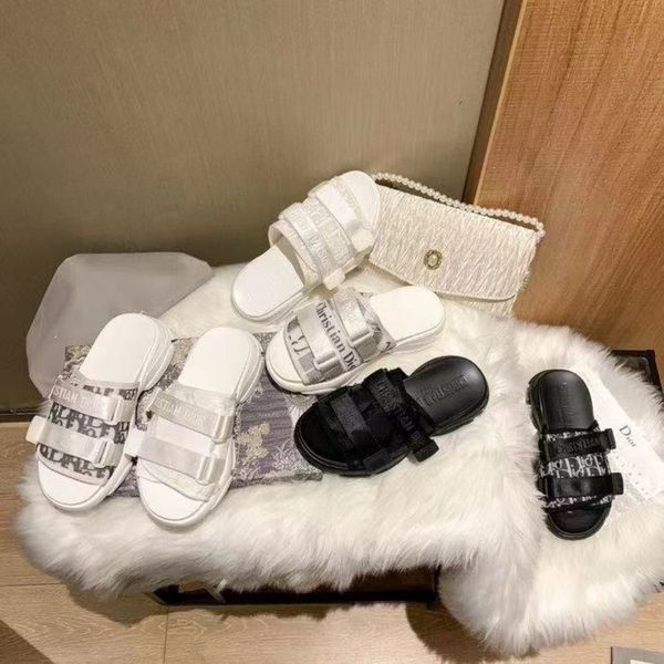 

slippers for women to wear out in summer 481y, Black