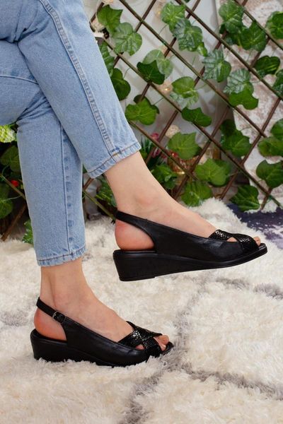 

sandals women black snake looking arched
