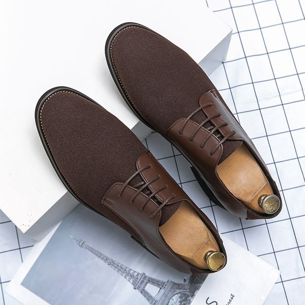 Mocassinas Oxford camurça Spring Casual Men clássico de couro britânico Sapatos confortáveis