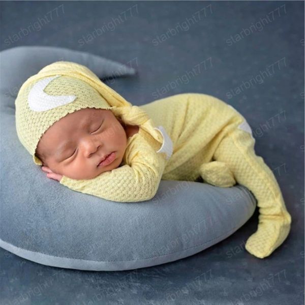 2 pezzi puntelli per fotografia neonato Star-Moon pagliaccetto a maniche lunghe con piedini + cappello annodato costume per neonati maschi fotografia abbigliamento