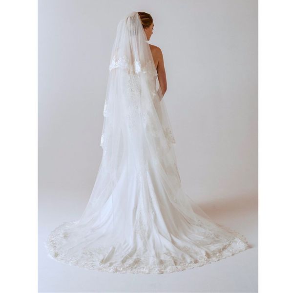 

New Wedding Accessories White/Ivory Fashion Veil Ribbon Edge Short Two Layer Bridal Veils With Comb High QualityCCW0013