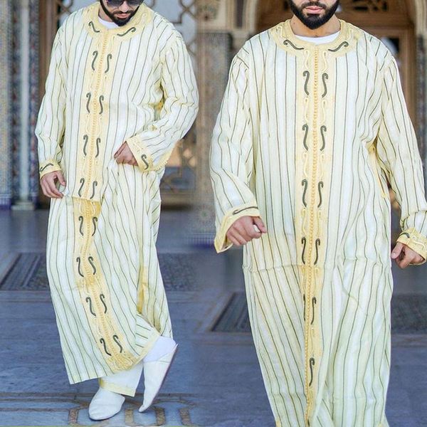 

ethnic clothing men's robe muslim leisure travel style spring and autumn fashion elegant straight long striped shirt 2021 design sense, Red