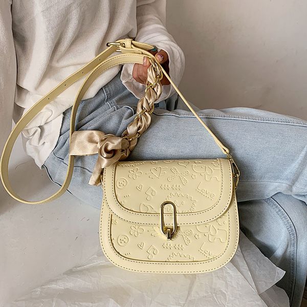 

Messenger BagsRed 2021 Summer Cartoon Net Embossed One Shoulder Saddle Bag