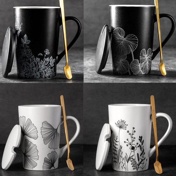 Tazze Tazza da tè in ceramica in stile cinese da 420 ml con cucchiaio e coperchio in acciaio inossidabile per regalo di anno di acqua nera di dente di leone femminile