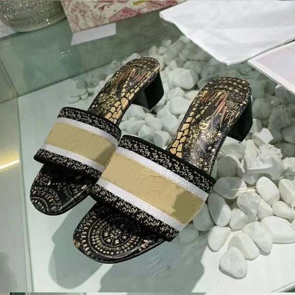 

slippers 2021 ladies fashion retro leather high heel sandals thick letter women shoes, Black