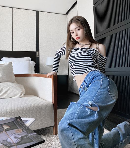 

2011high waist women ripped jeans straight casual streetwear 2021 spring new fashion iong pants baggy blue versatile denim trouser