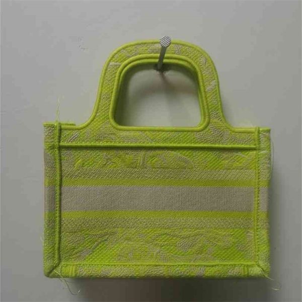 

christian wholesale embroidered green tiger mini yw yb2l designer handbag bags 6xx5