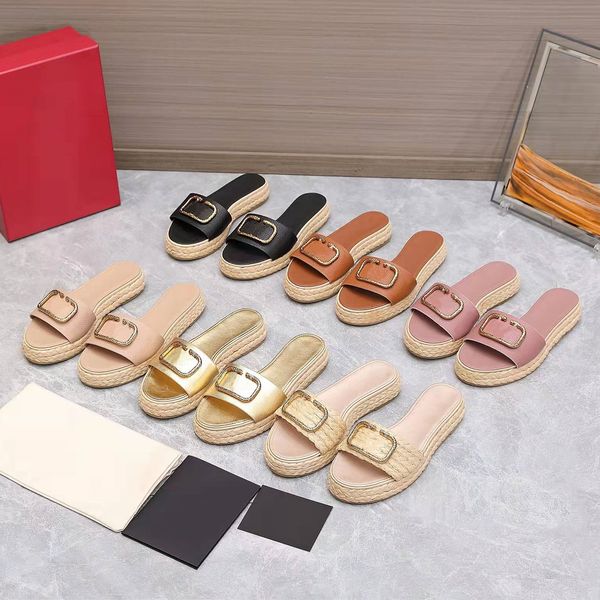 

2022 lastest thick soled slippers pure color classic metal buckle home daily leisure platform shoes summer beach holiday women designer slid, Black