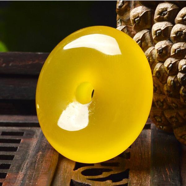 

fashion yellow jade medullary safe clasp pendant men and women party gift fine jewelry, Black;brown