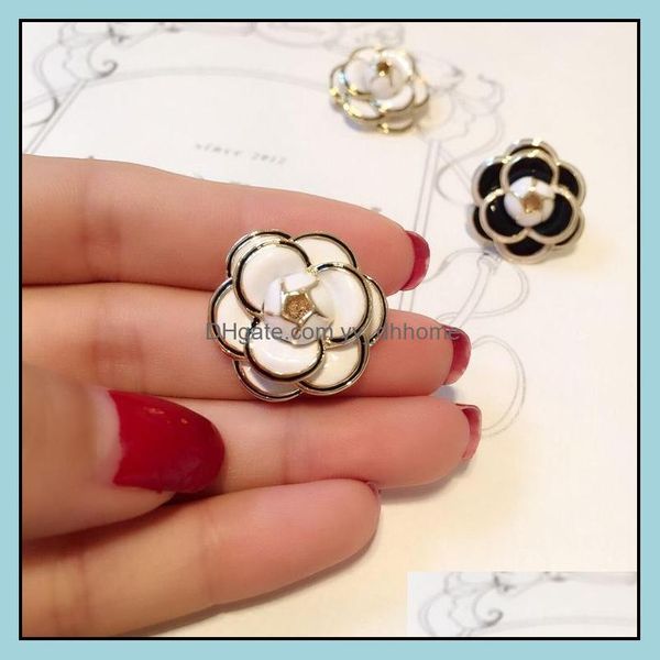 

pins, brooches jewelry luxury big brand small black white camellia brooch pins party catwalk fashion flower badge pin for woman drop deliver, Gray
