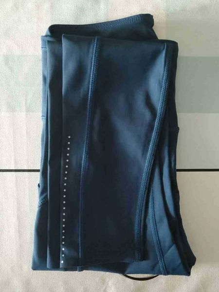 Set attivi Lu-32 Leggin di fitness in corsa Legins Solido pantaloni da yoga cimpili leggings magri a vita alta in gamba abiti da palestra femminile femminile