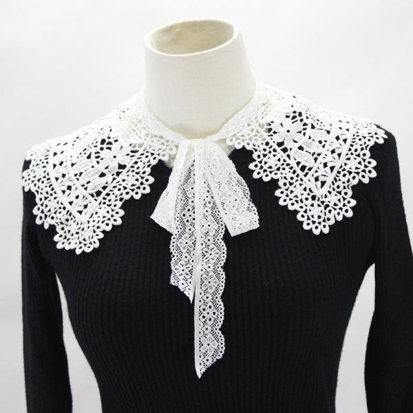 

shawl o-neck doll fake collars for women shirt hollow lace floral false collars dress half shirt detachable nep kraagie1, Black;gray