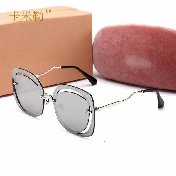 

female miao family sunglass smu58s, White;black