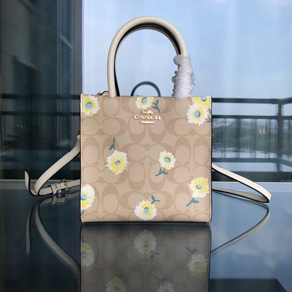 

women luxurys designers bags 2021 tote little daisy series old flower pi crossbody bag zhouzhoubao123 designer handbags purse wallet handbag