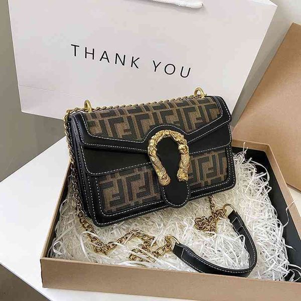 

2022 factory outlet female korean version new printed small square bag fashion large capacity chain single shoulder messenger bag 5sbg