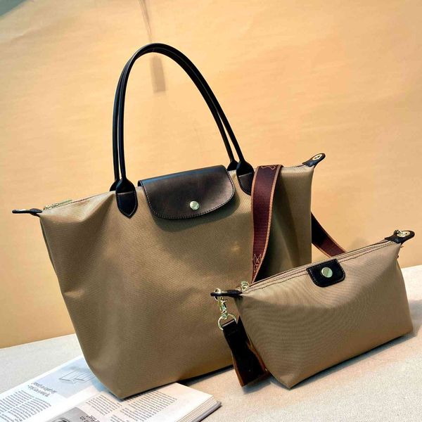 

handbag high capacity one shoulder tote bag for women 2021, Black;red