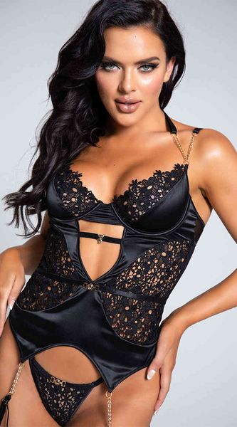 

set fashion designer luxury 2022 lace chest temptation hollowed out suspender underwear, Black;white