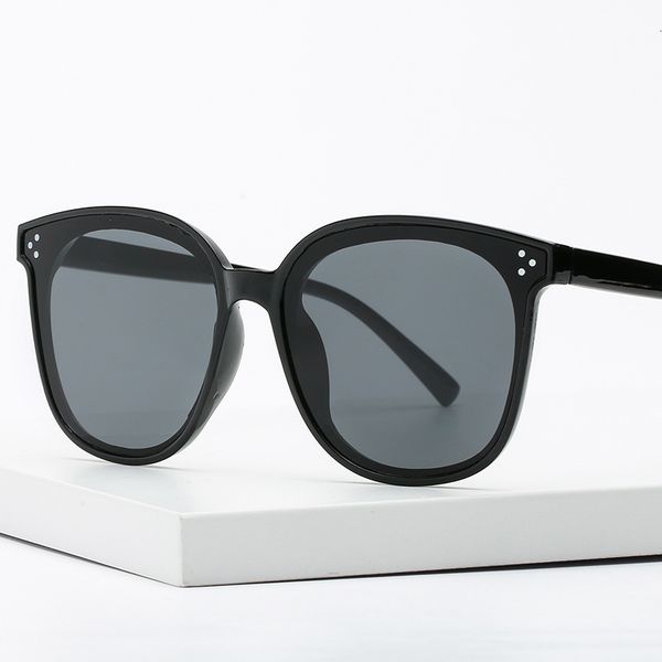 

2021 men's and women's fashion gm personality big frame three point sunglasses