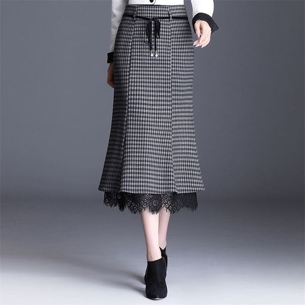 

elegant vintage plaid skirts womens lace patchwork high waist mermaid skirt female slim office clothes lacintg midi skirt 210412, Black