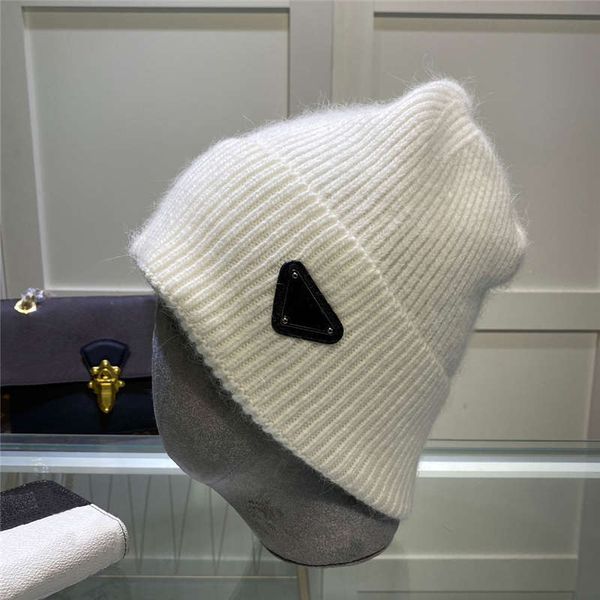 

2021 winter new beanies letter symbol luxurys caps wool and rabbit fur warm knitted hat 10 colors send dust bag, Blue;gray